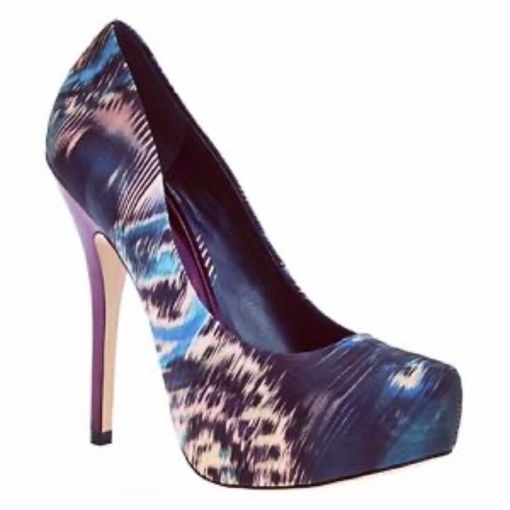 Peacock Aldo heels size 38 (7.5)